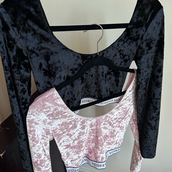 Bundle of 3 Victoria’s Secret Velvet Low Scoop Back Cropped top w/ Logo Waist - Picture 3 of 17
